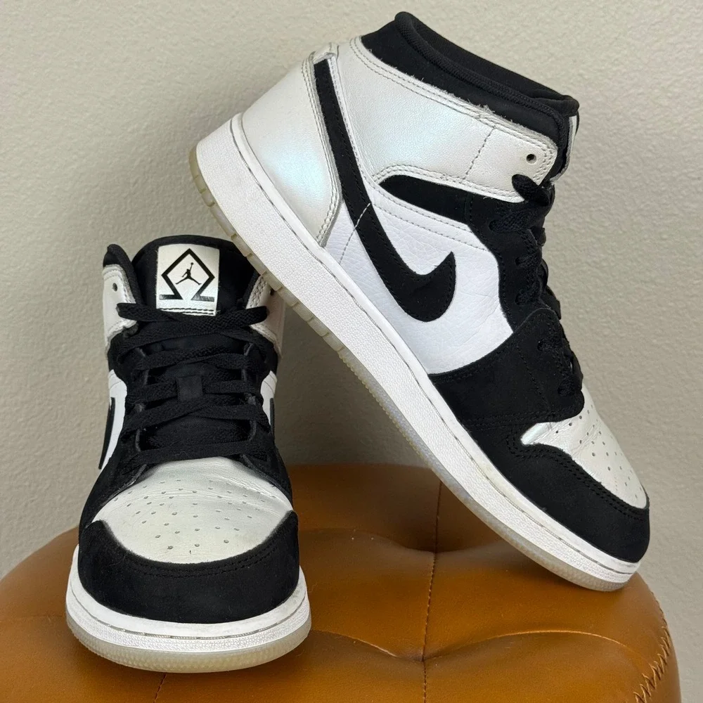 Air Jordan 1 Mid Diamond Shorts Sneakers Youth 7Y Women's 8.5 DN4321-100